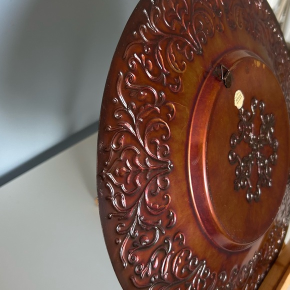 Vintage Copper Decorative Wall Plate. Hammered Copper. Floral & European design. - Picture 7 of 7
